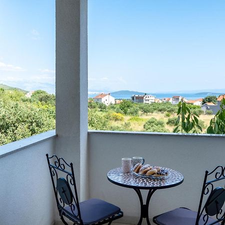 Apartmani Livaja Plano Exteriör bild