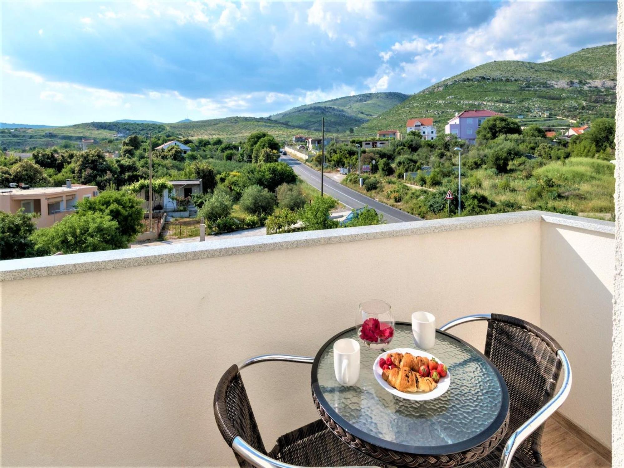 Apartmani Livaja Plano Rum bild
